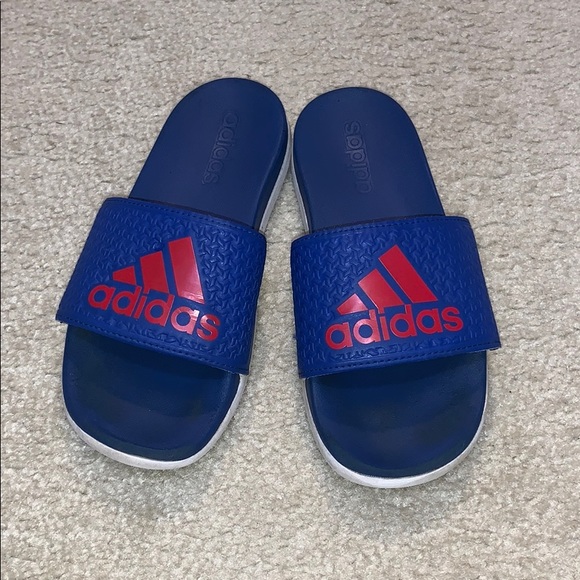 boys adidas flip flops